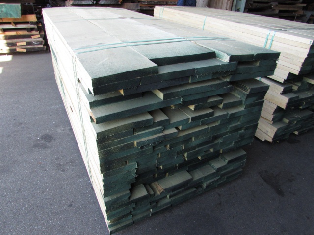 バスウッド　無垢材