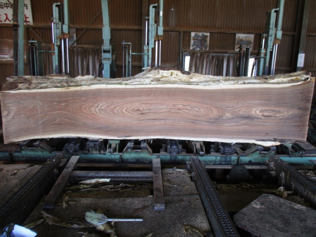 胡桃（クルミ）　無垢材