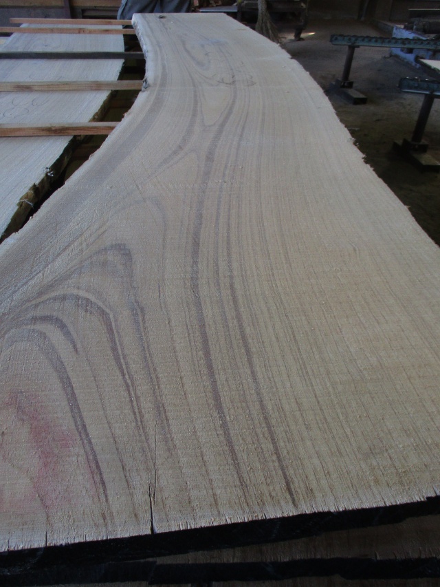 桐（キリ）　無垢材