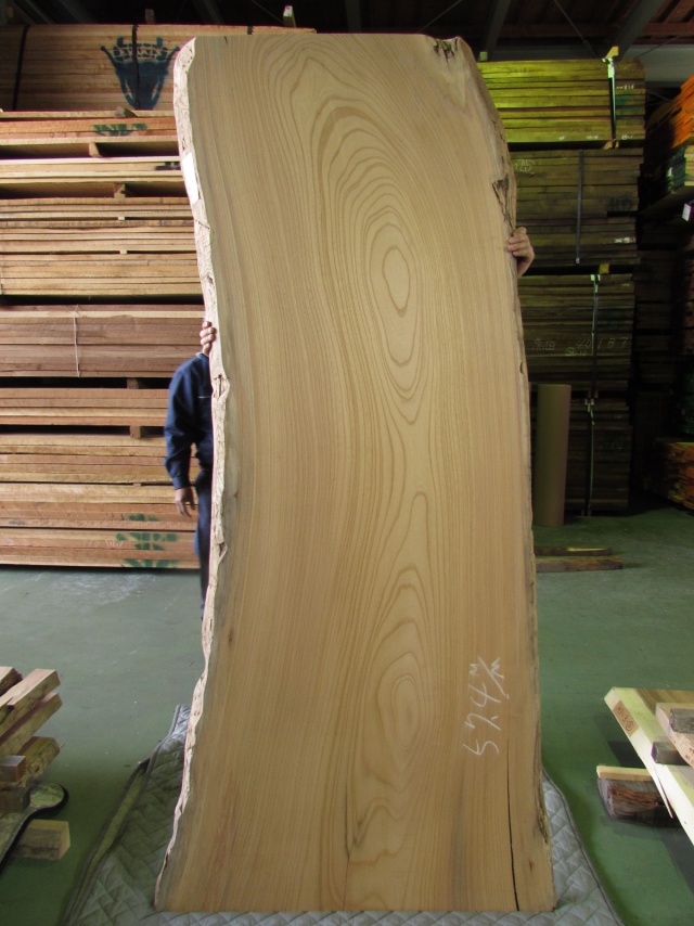 欅（ケヤキ）　一枚板