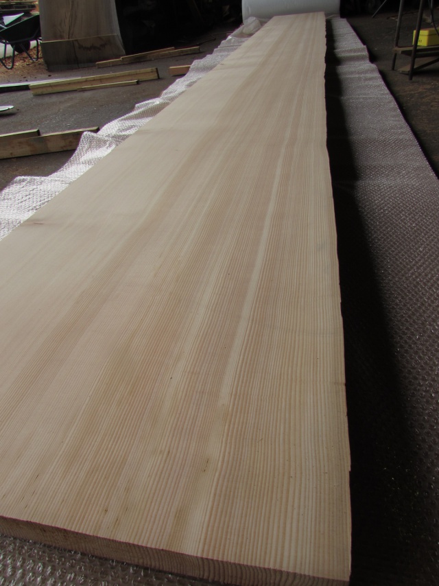 スプルース　一枚板