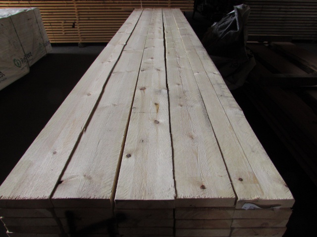 レッドパイン　無垢材