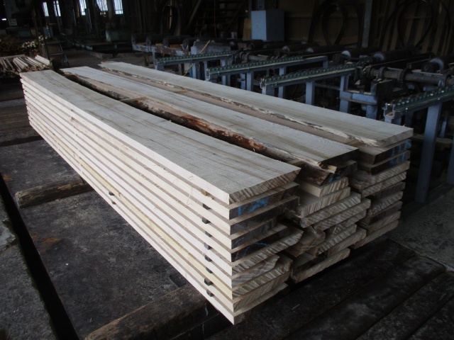 バルサム　無垢材