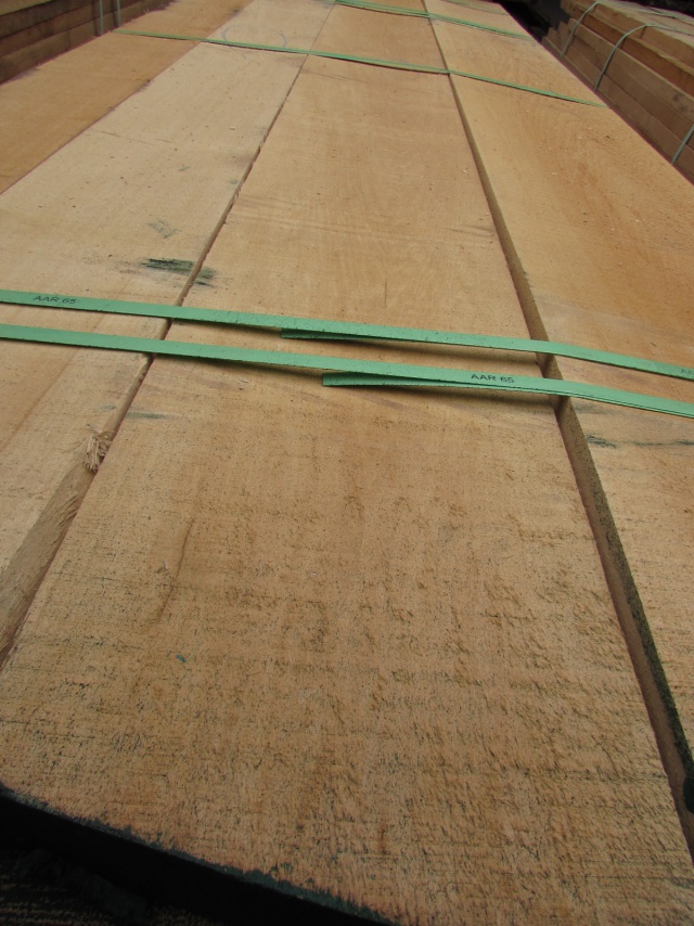 バスウッド　無垢材