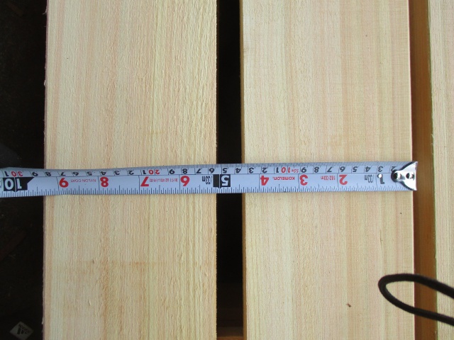 吉野檜（ヨシノヒノキ）　無垢材