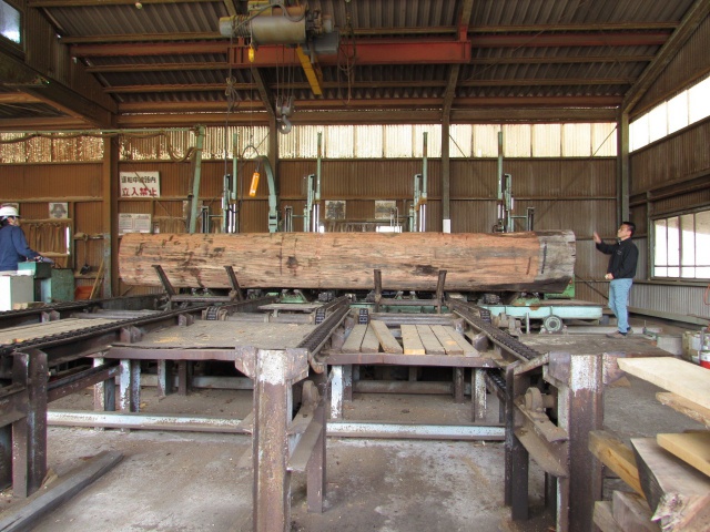 アフリカンマホガニー　無垢材