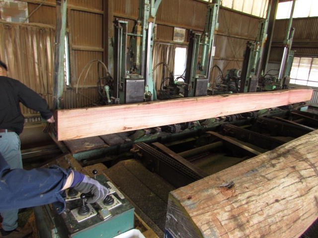 アフリカンマホガニー　無垢材