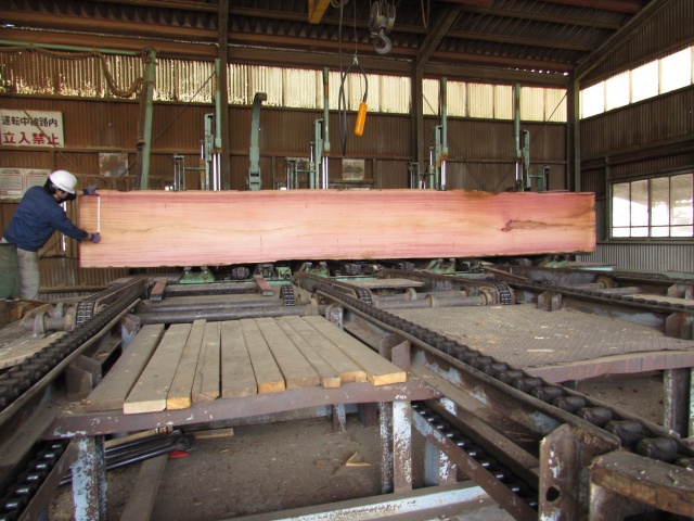 アフリカンマホガニー　無垢材