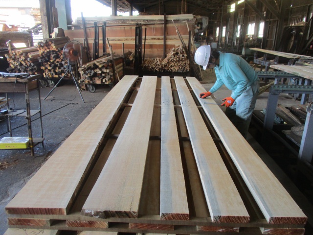 ペルポック　無垢材