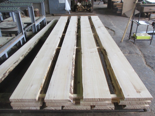 バルサム　無垢材