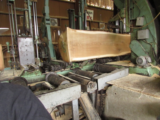 楢（ナラ）　無垢材