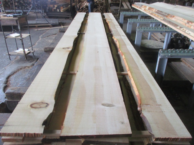 米松（ベイマツ）　無垢材