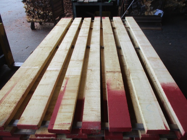 米檜葉（ベイヒバ）　無垢材