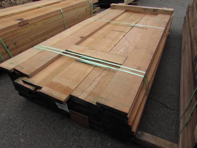 チェリー　無垢材