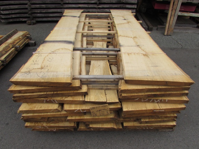 栗（クリ）　無垢材