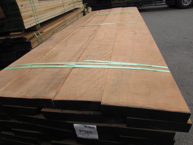 チェリー　無垢材