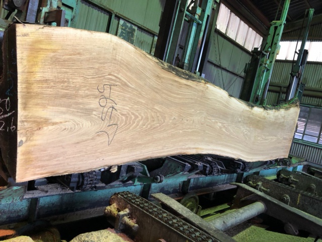 栗(クリ) 無垢材