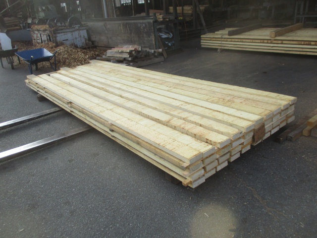 米檜葉（ベイヒバ）　無垢材