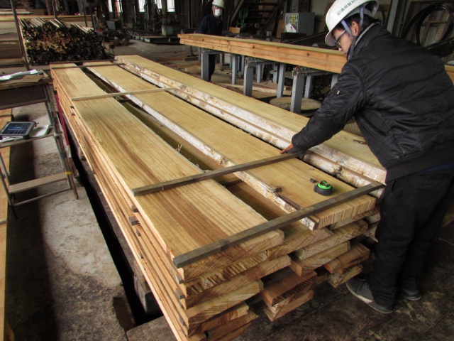 米杉(ベイスギ) 無垢材