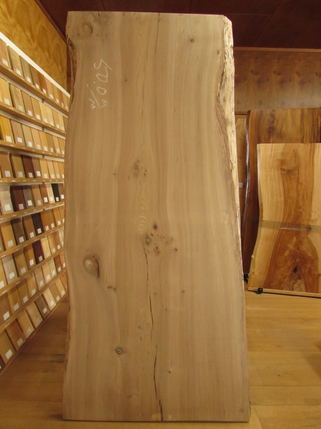 楡（ニレ）　一枚板