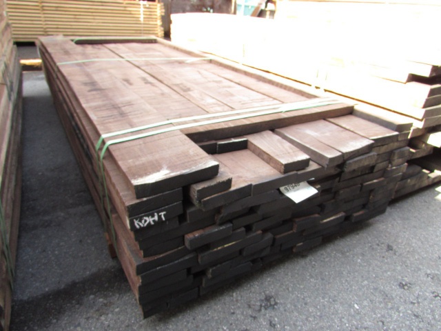 ウォールナット　無垢材