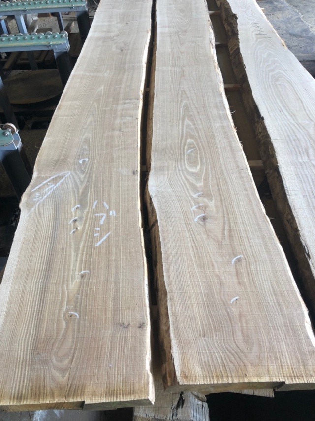 栗（クリ）　無垢材