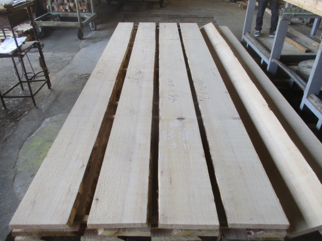 バルサム　無垢材