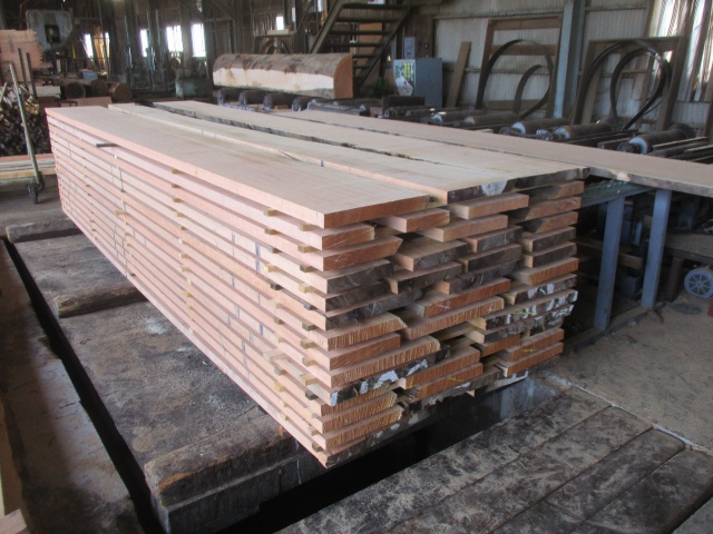 ペンシルシダー　無垢材