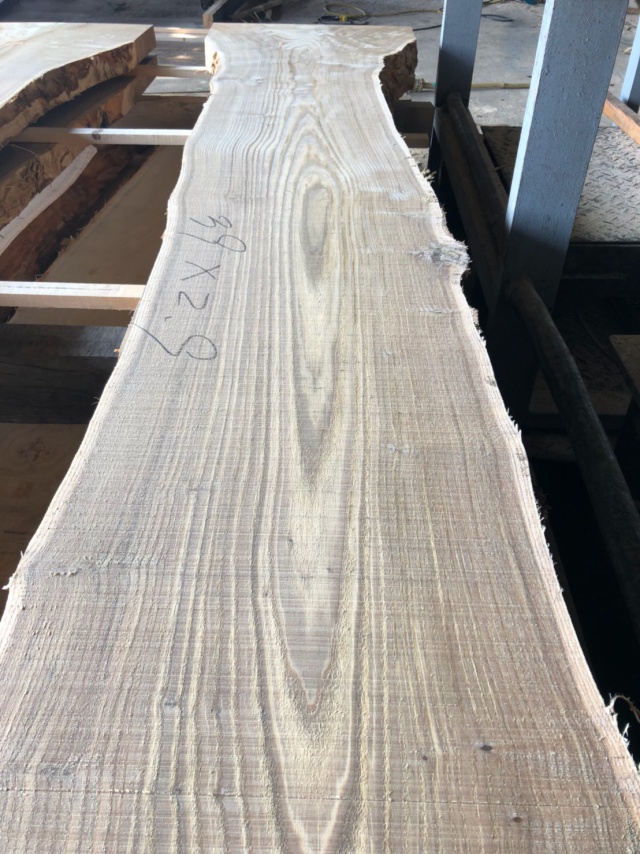 栗（クリ）　無垢材