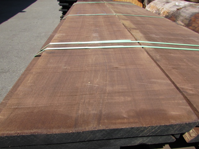 ウォールナット　無垢材