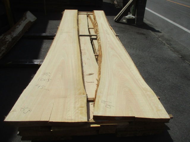 檜（ヒノキ）　無垢材