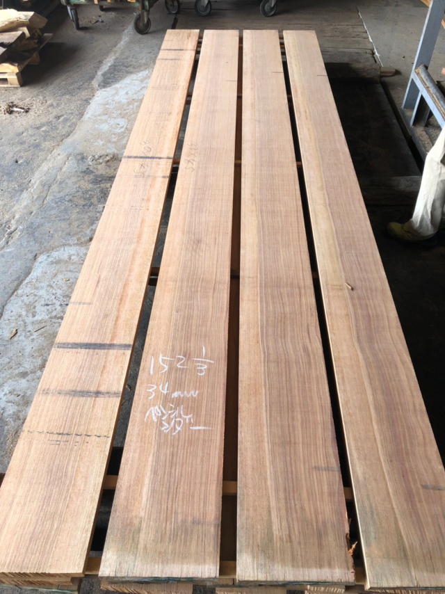 ペンシルシダー　無垢材