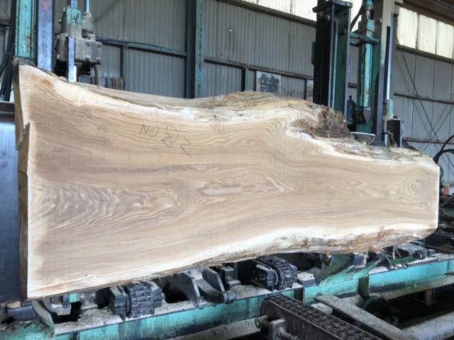 栗（クリ）　無垢材