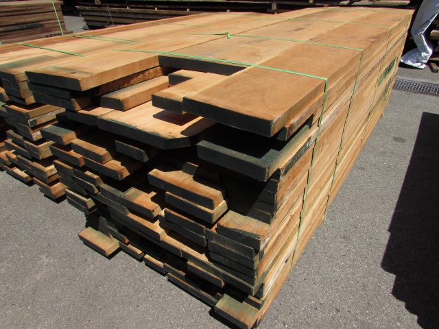 チェリー　無垢材