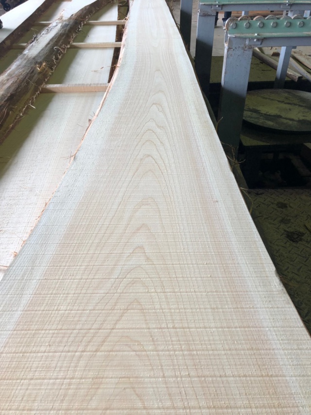 檜（ヒノキ）　無垢材