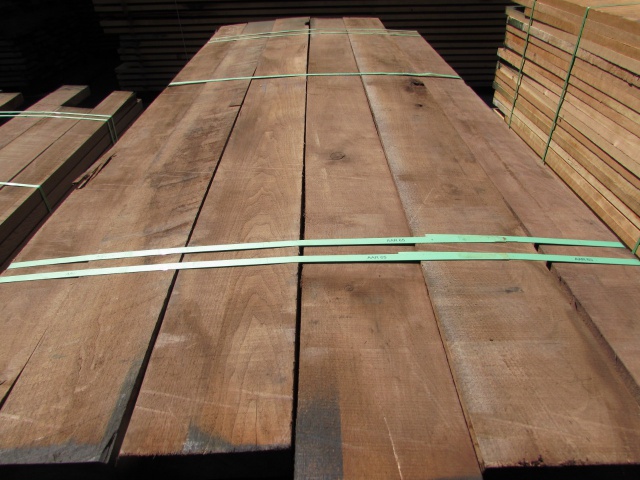 ウォールナット　無垢材