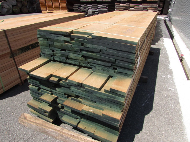 チェリー　無垢材