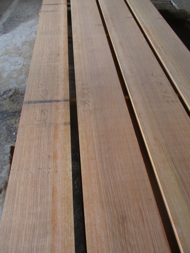 ペンシルシダー　無垢材