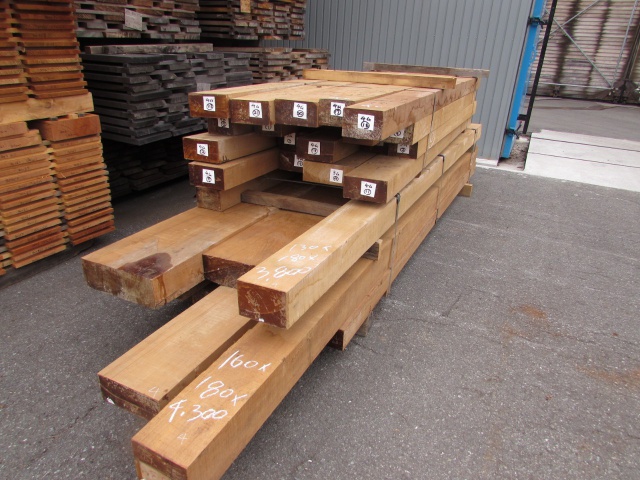 チーク　無垢材