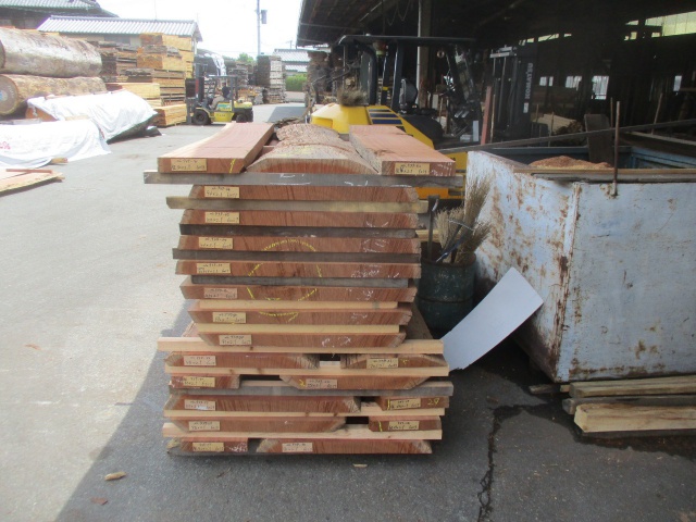 サペリ　無垢材