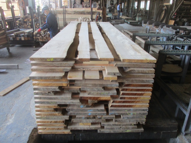 バルサム　無垢材