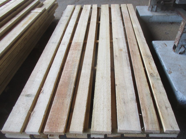 バルサム　無垢材