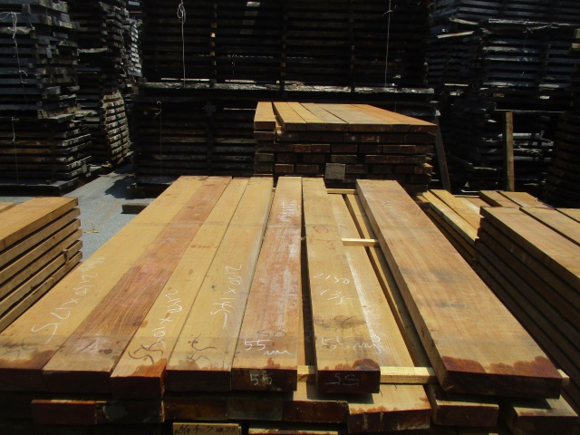 チーク　無垢材