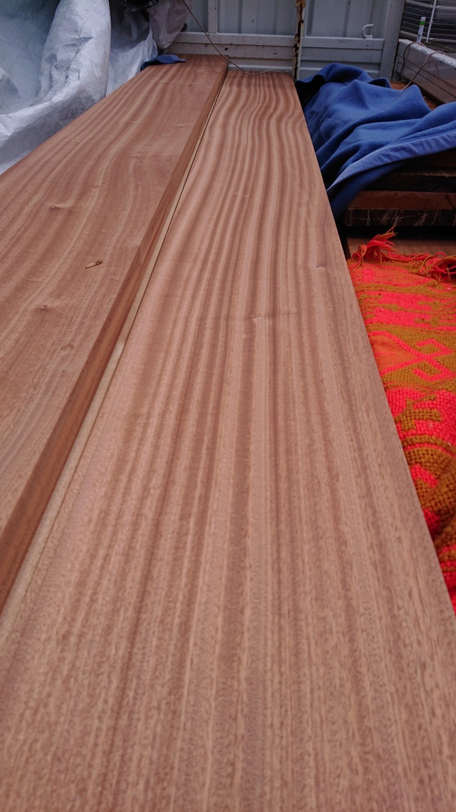 サペリ　無垢材