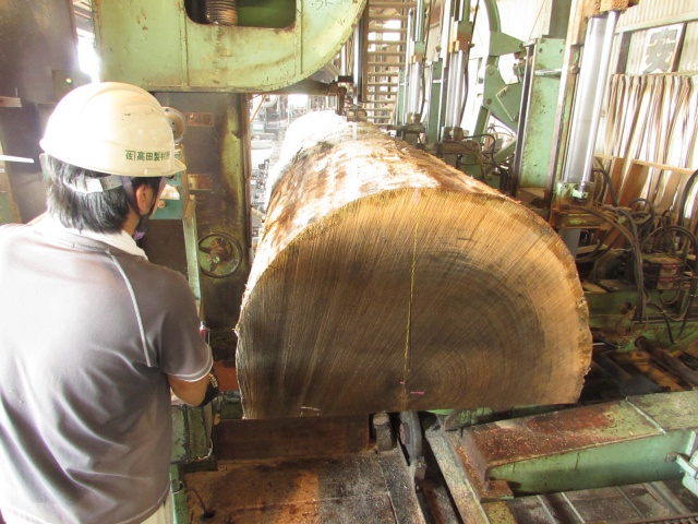 スプルース 無垢材