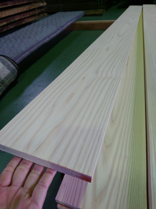 ホワイトアッシュ　無垢材