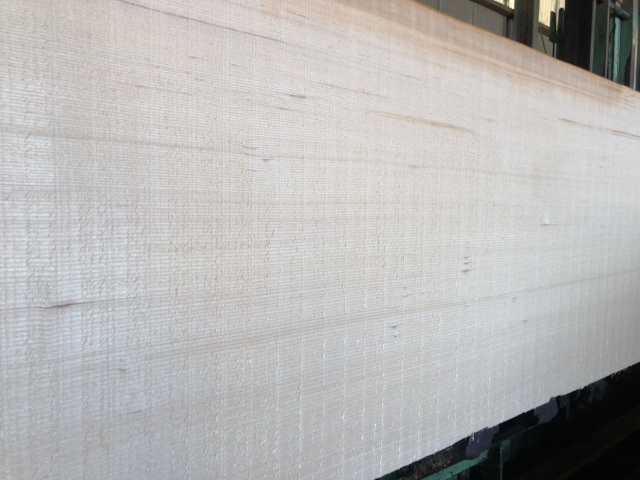 バルサム　無垢材