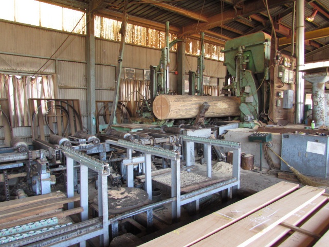 ペンシルシダー　無垢材