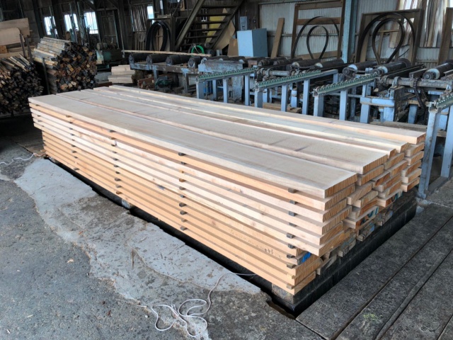 ペンシルシダー　無垢材