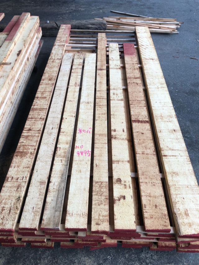 米檜葉（ベイヒバ）　無垢材